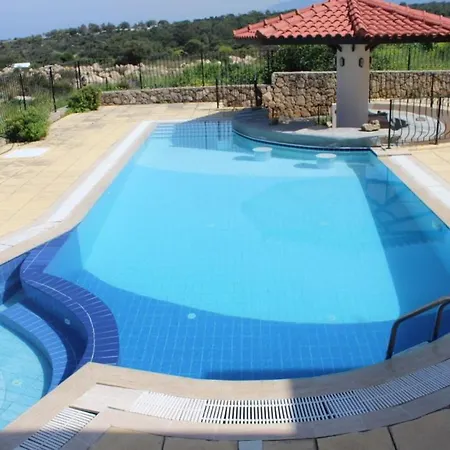 Beach House Villa *