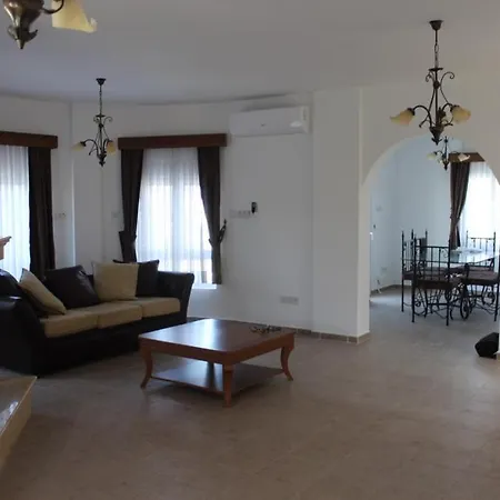Villa Beach House Kyrenia (Northern Cyprus)