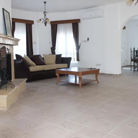 Вилла Beach House *